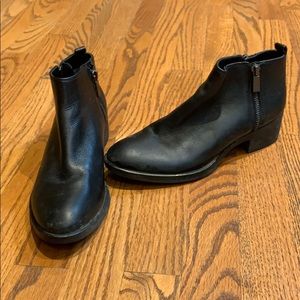 Kenneth Cole Leather Ankle Booties